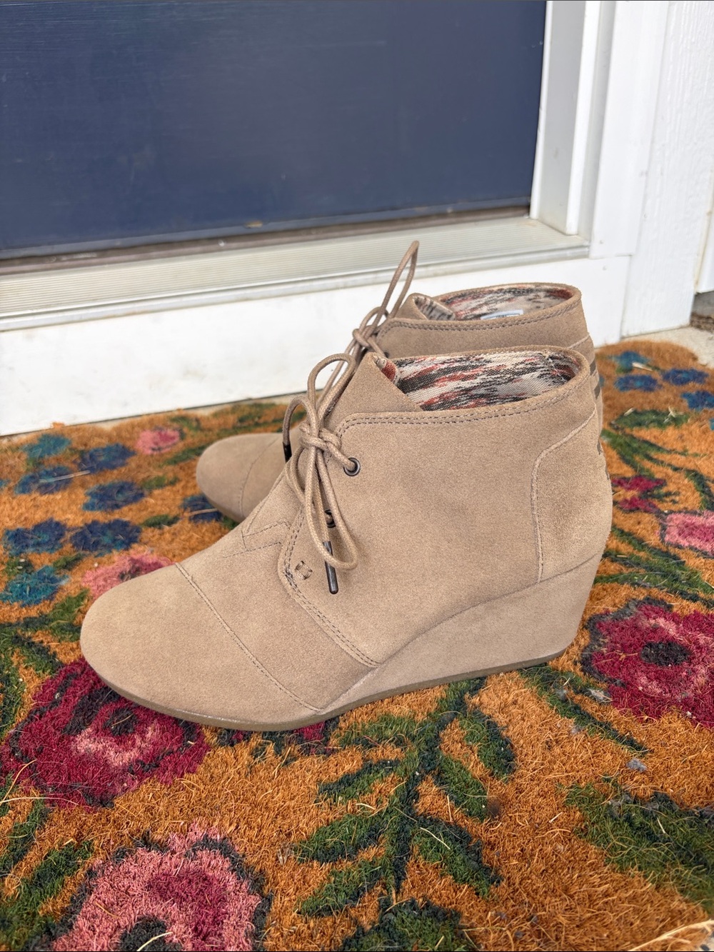 NWOT Toms Taupe Suede Desert Wedge Ankle Booties